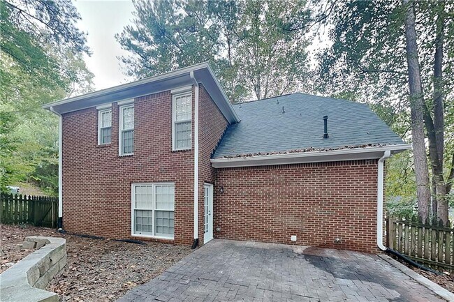 Building Photo - 3002 Mulberry St