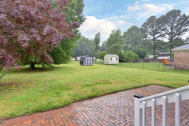 Building Photo - Nicely updated rancher!