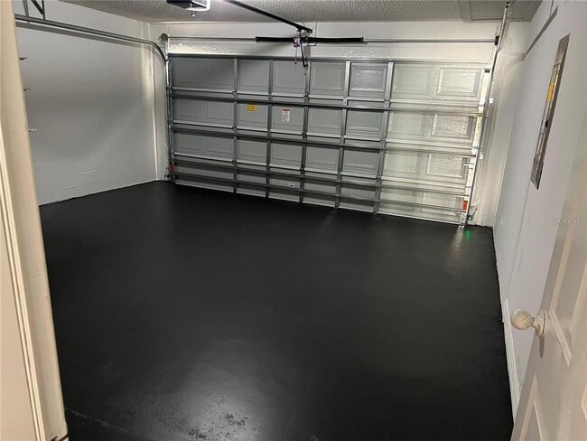 Building Photo - 27452 Sky Lake Cir