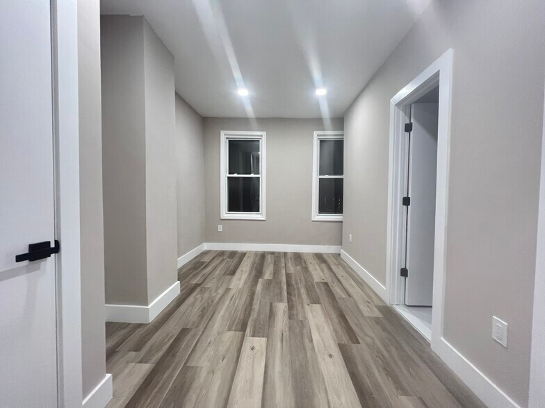 47 Logan Ave 3R - 44 Logan Ave