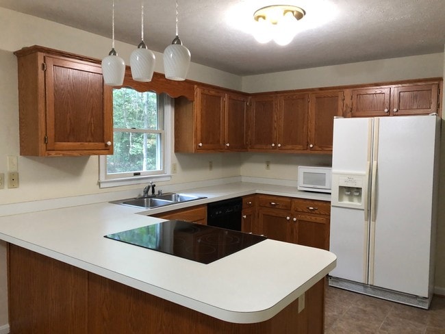 Building Photo - 21113 Arbor Ct