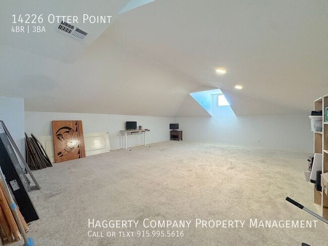 Building Photo - 14226 Otter Point Ct