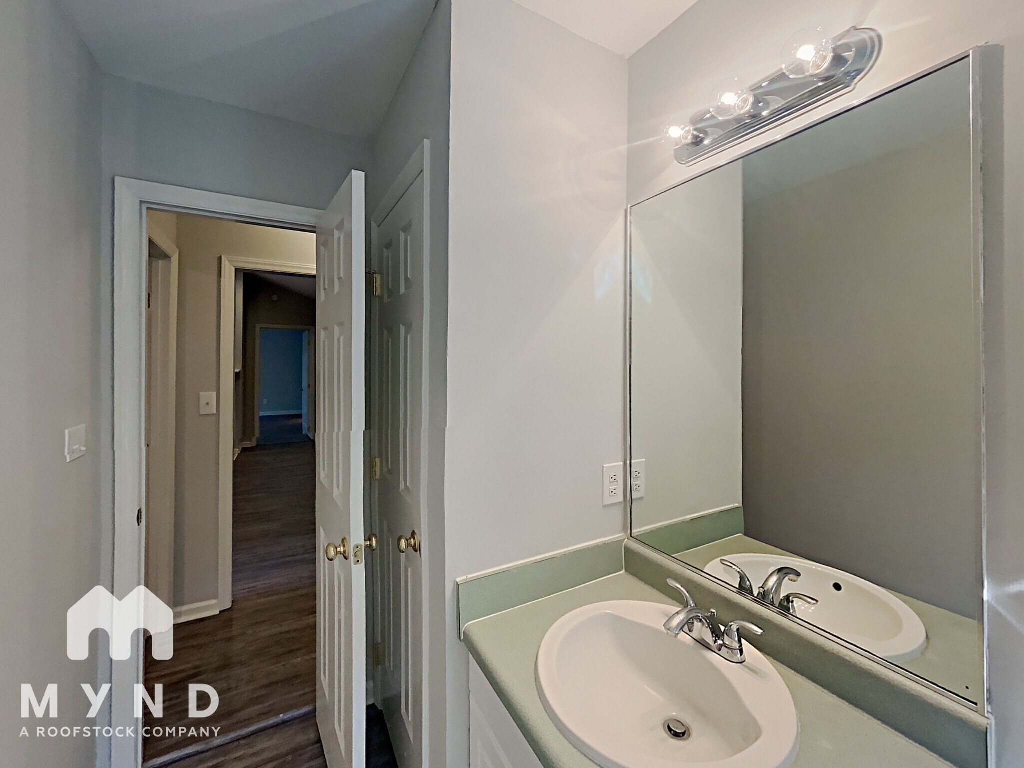 Building Photo - 409 Triple Crown Cir