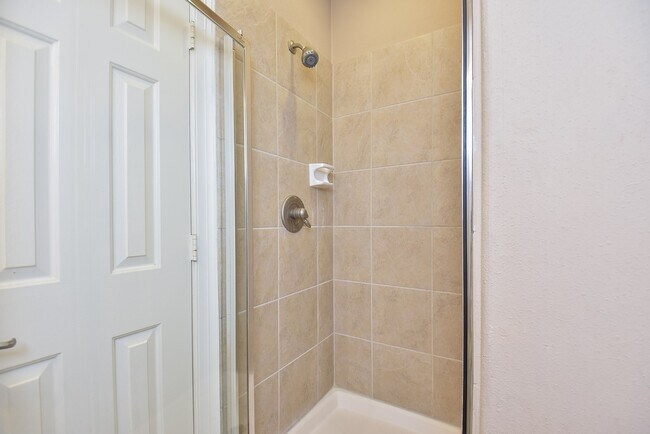 Building Photo - 2403 Galleon Point Ct