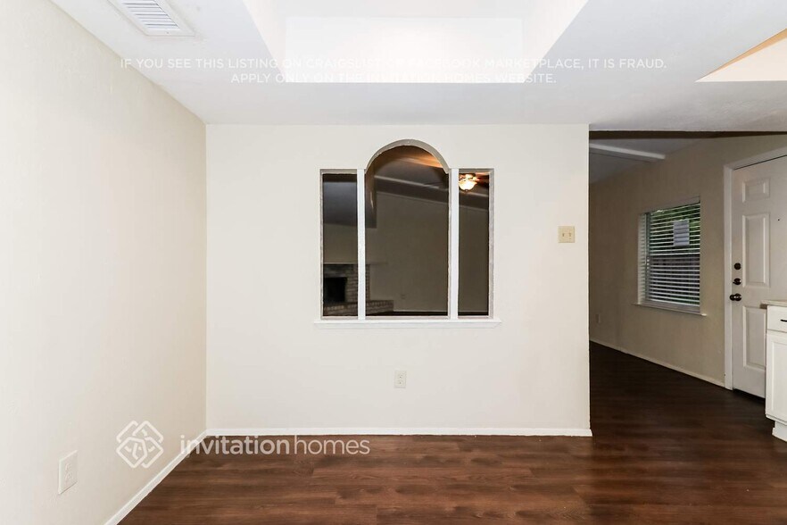 Building Photo - 3811 Coltwood Dr