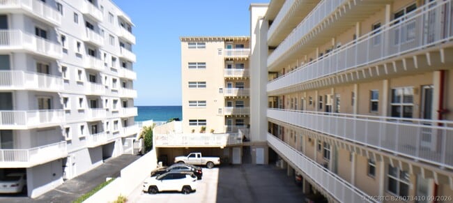 Building Photo - 4500 S Ocean Blvd
