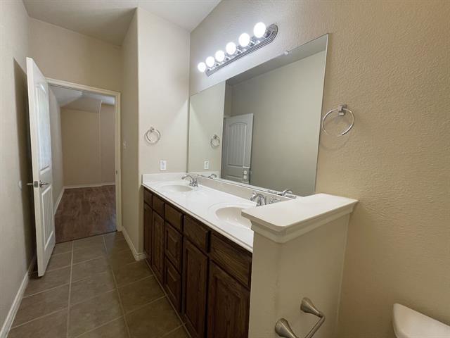 Building Photo - 4909 6 Gun Ln