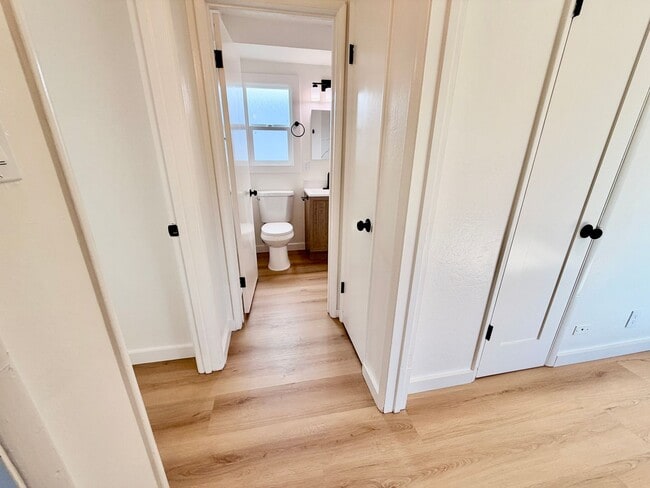 Building Photo - Beautifully Renovated 2BD/1BA Ground Floor Unit in Prime El Cerrito Location