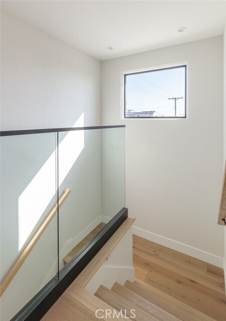 Building Photo - 314 Dahlia Pl