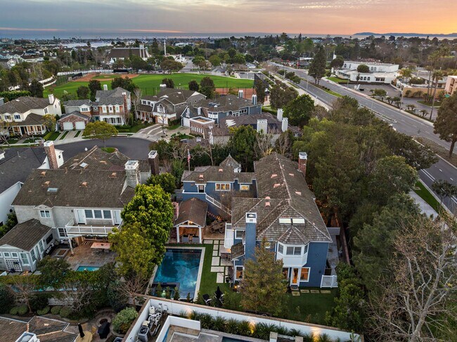 Building Photo - 20 Cape Danbury