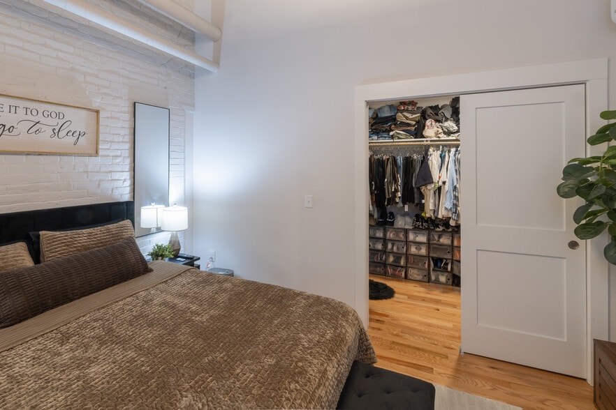 Building Photo - Jack's Mill on Main