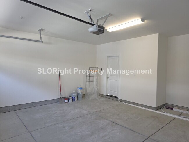 Building Photo - AVAILABLE NOW - 3 Bed/2.5 Bath Home located in Templeton Ranch