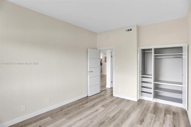 Building Photo - 8816 Collins Ave
