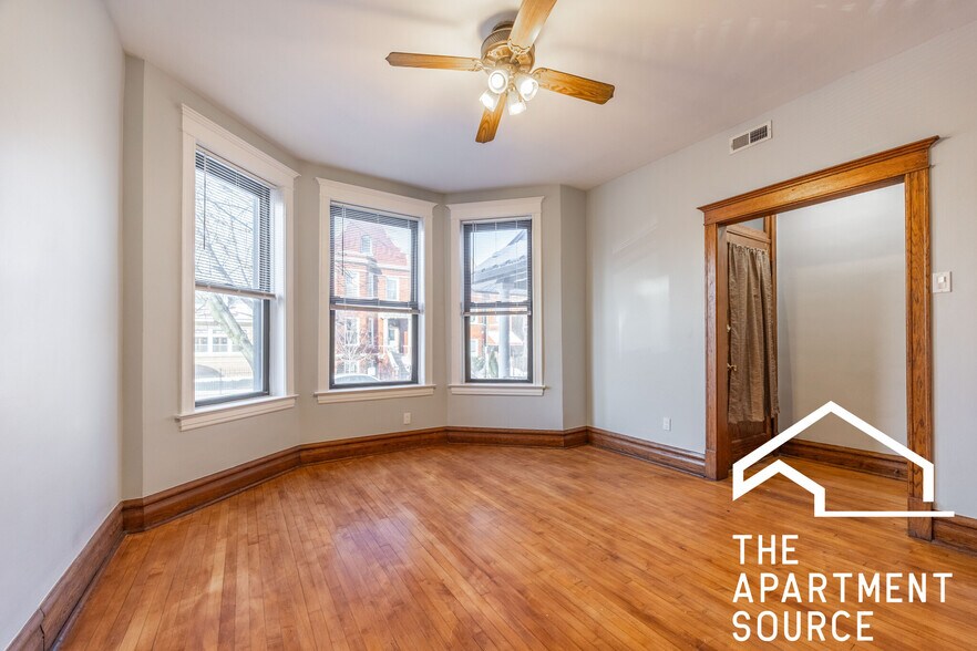 Building Photo - 2519 S Millard Ave