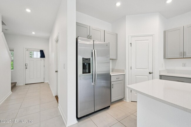 Building Photo - 277 Henrys Bluff Pl
