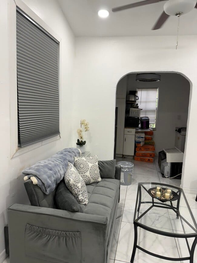 Building Photo - 3621 NW 3rd St