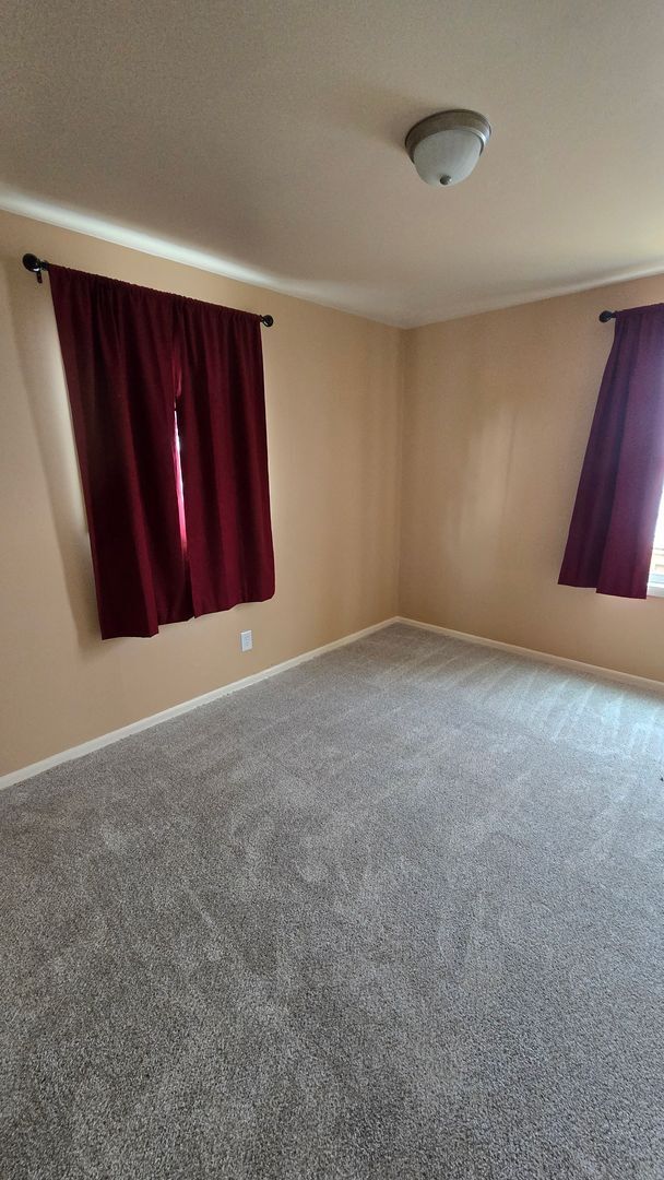 Building Photo - Newly remodeled 2 Bed/1 Bath Home in North...