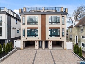 Building Photo - 45 Lincoln Ave