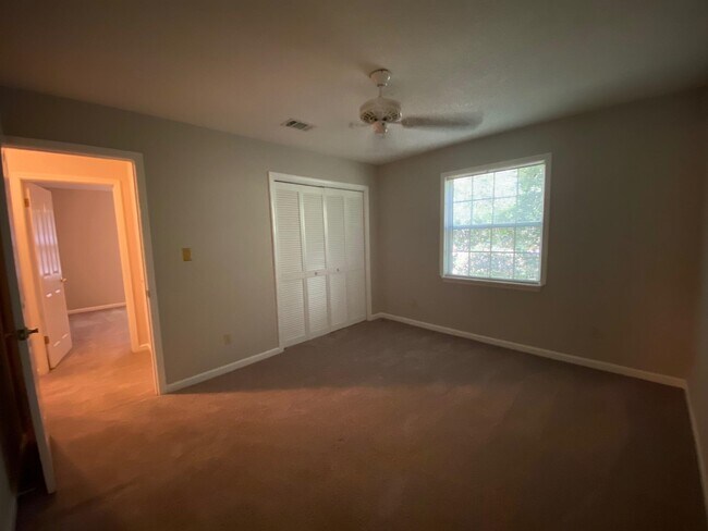 Building Photo - 3008 Harpers Ferry Dr