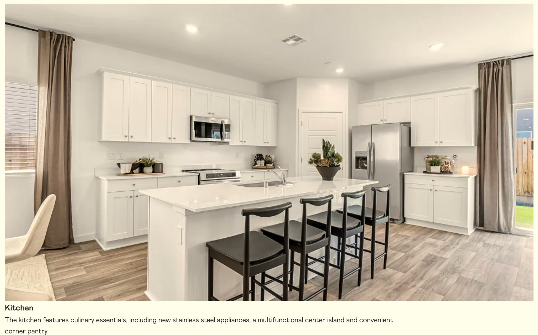 Building Photo - 4454 Buckingham Ave