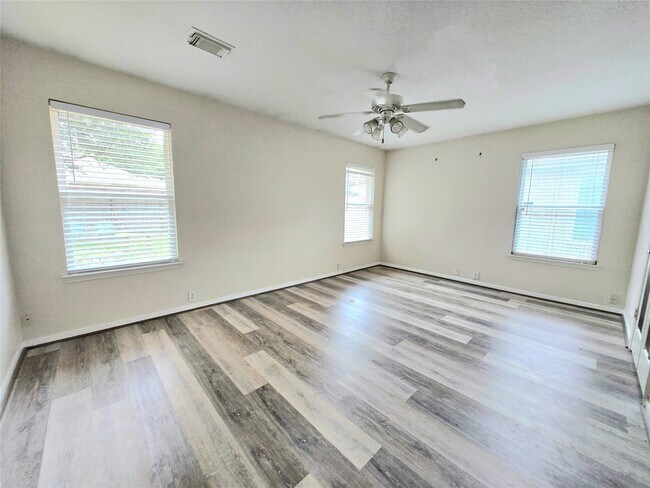 Building Photo - 11918 S Brenton Knoll Dr