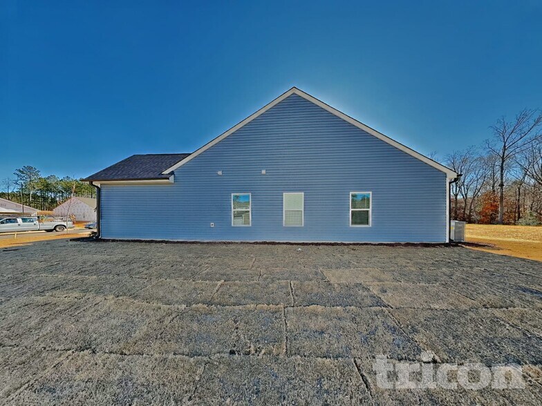 Building Photo - 107 Neuse Holw Ct