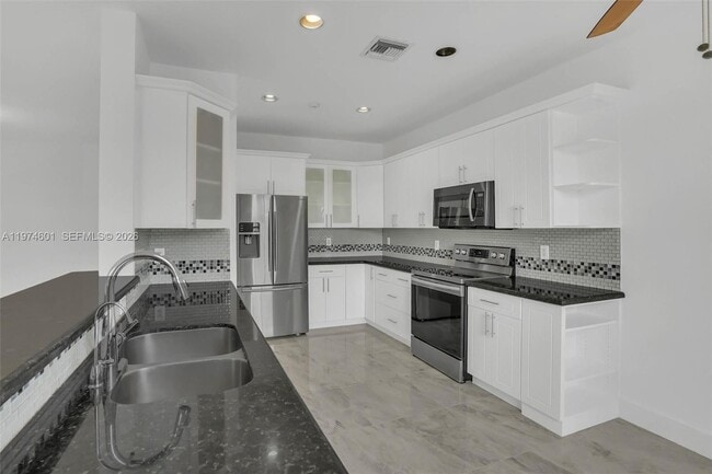 Building Photo - 659 Vista Meadows Dr