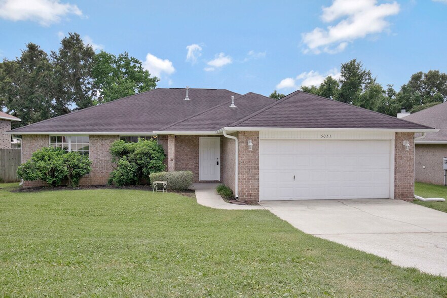 Building Photo - 5051 Port St Joe St