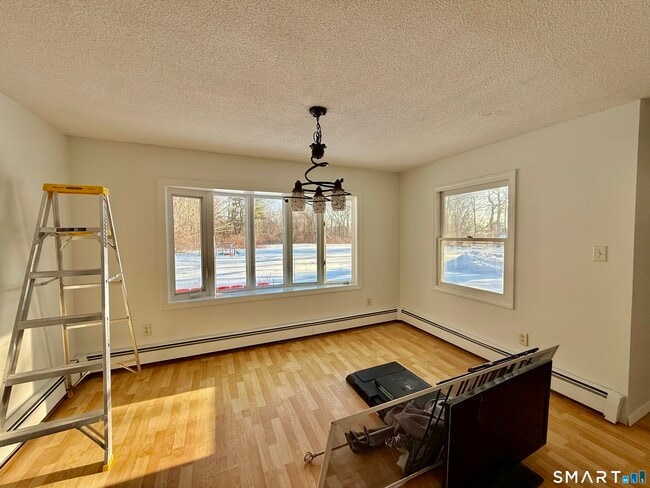 Building Photo - 79 Elmwood Hts