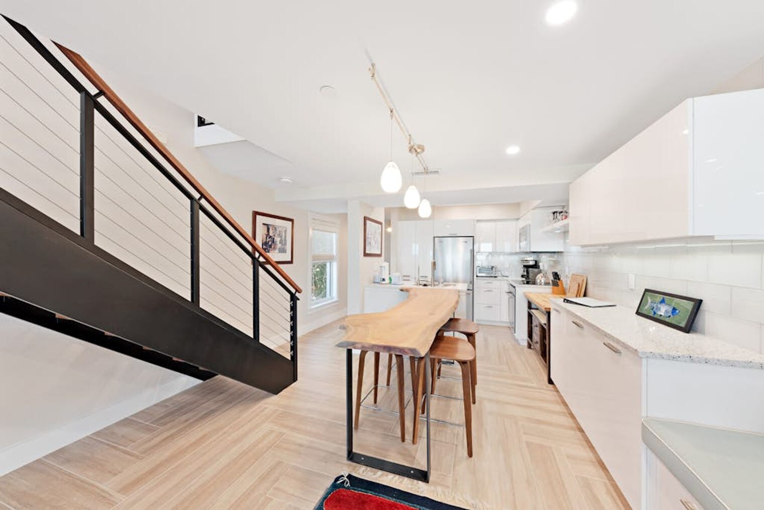 Building Photo - 5610 Gulf Dr