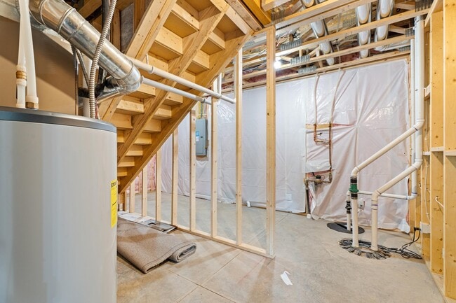 Building Photo - 1107 S Foss Ave