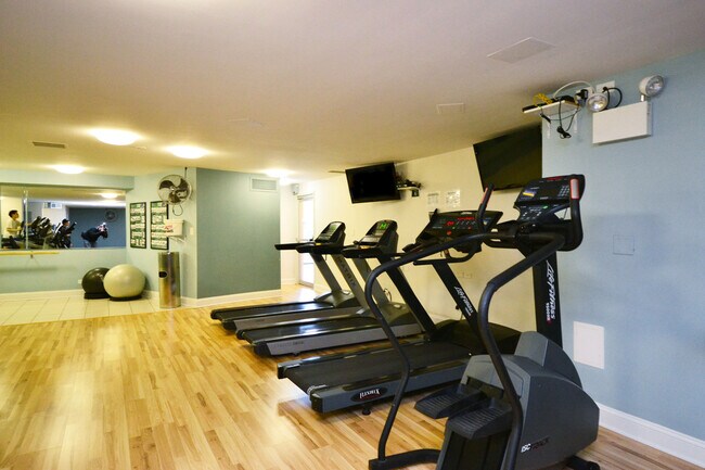 Building Photo - 3600 N Lake Shore Dr