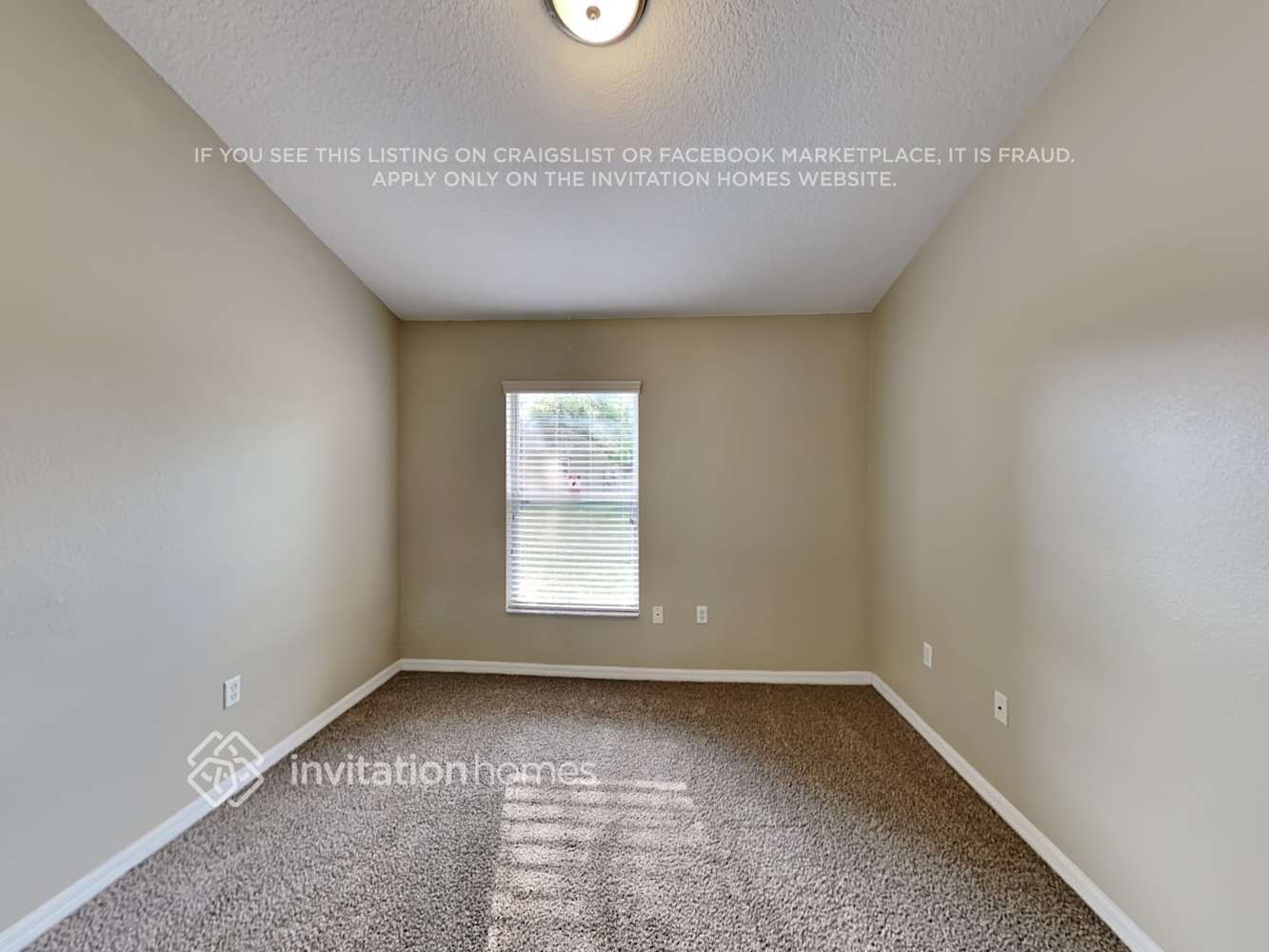 Building Photo - 3925 Rollingsford Cir