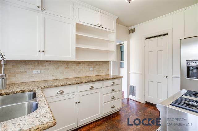 Building Photo - 4328 Calmont Ave