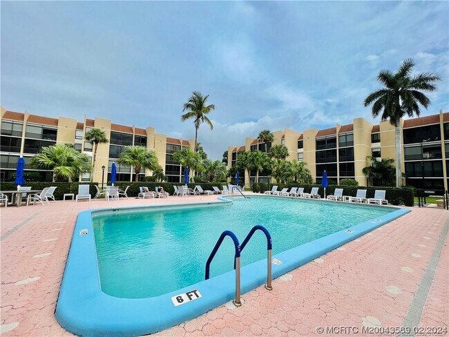 Building Photo - 3442 NE Causeway Blvd