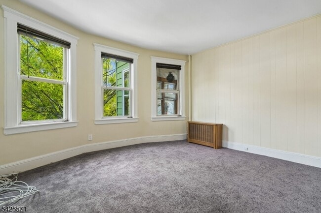 Building Photo - 7 Beekman St