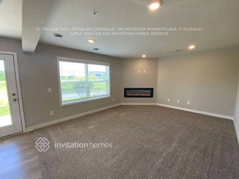 Building Photo - 1286 Upper 143rd Ct E