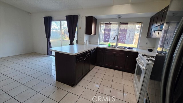 Building Photo - 23850 Suncrest Ave