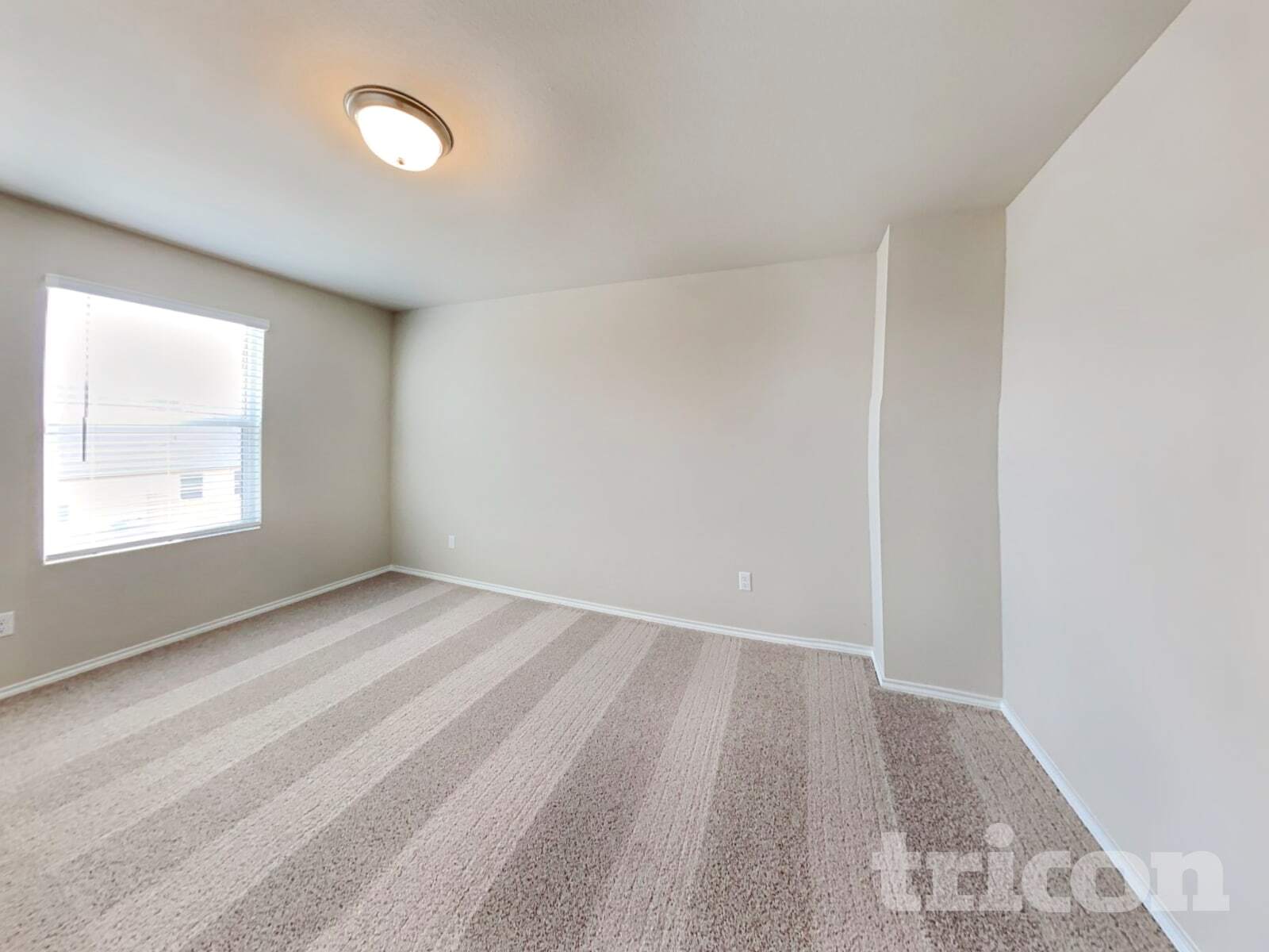 Building Photo - 5100 Saddle Clb Dr