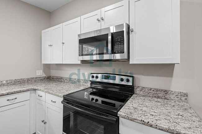 Building Photo - Fully Renovated 3-Bedroom Home on Curtis Drive with Fenced back yard- Beautifully Tranquil Sumter...