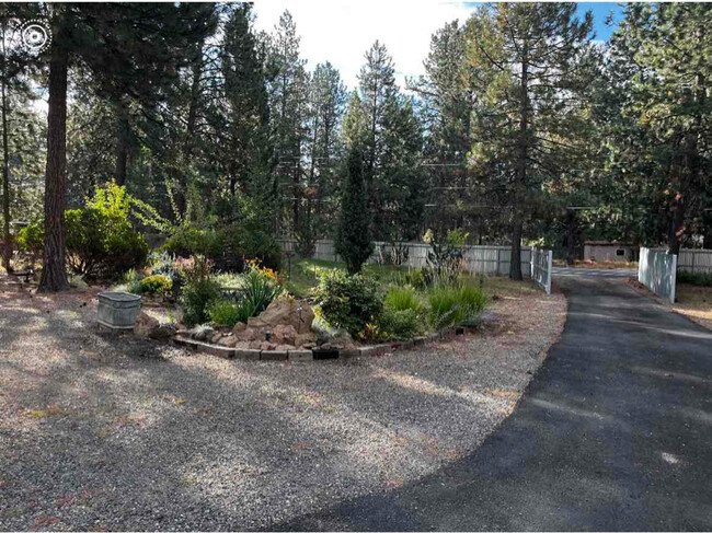 Building Photo - 19272 River Woods Dr