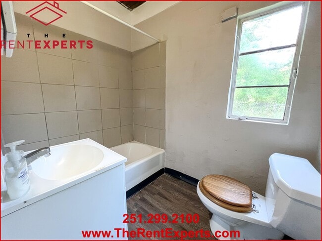 Building Photo - 226 Hildersheim Dr