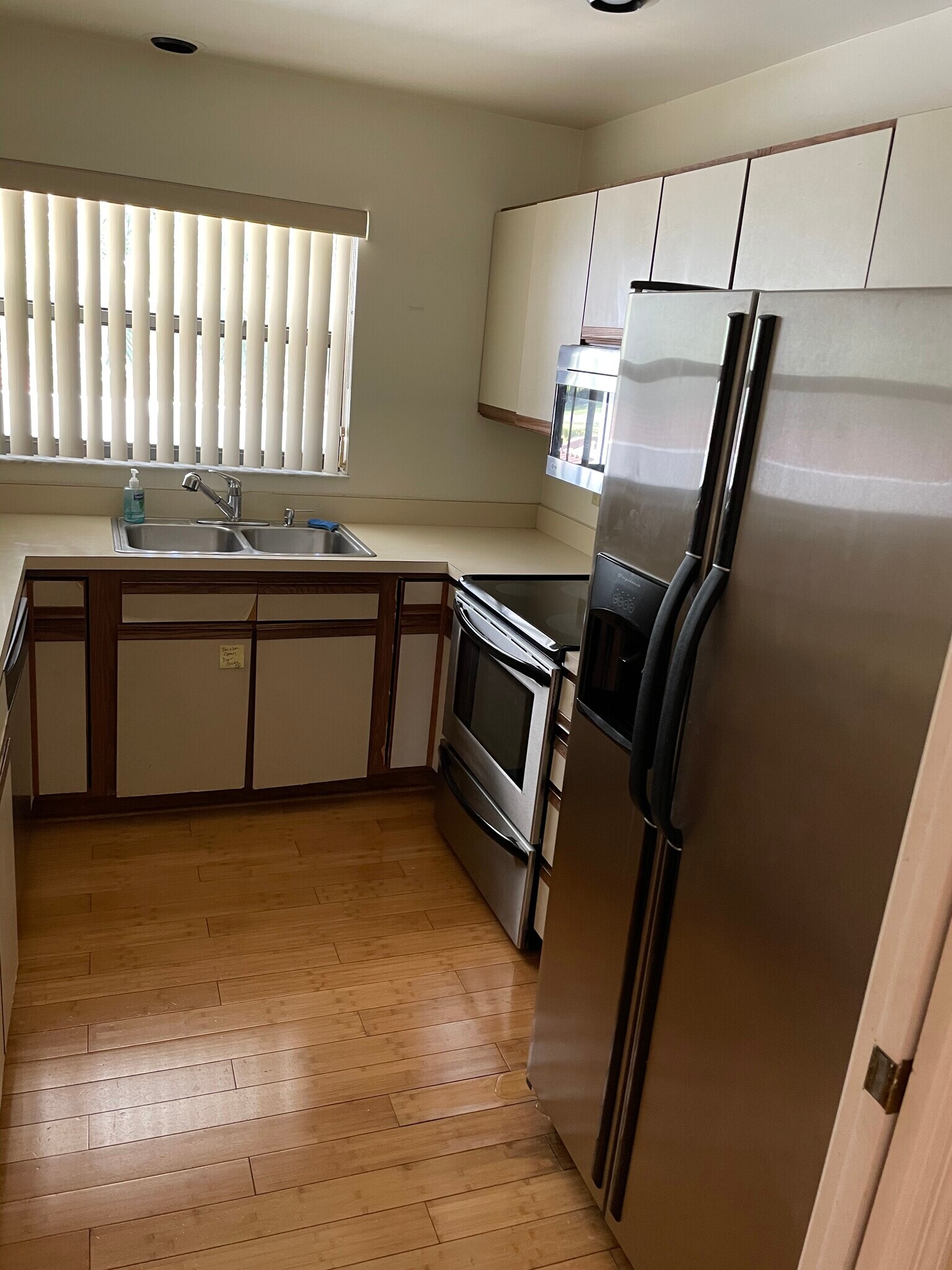 Kitchen - 6021 SE Landing Way