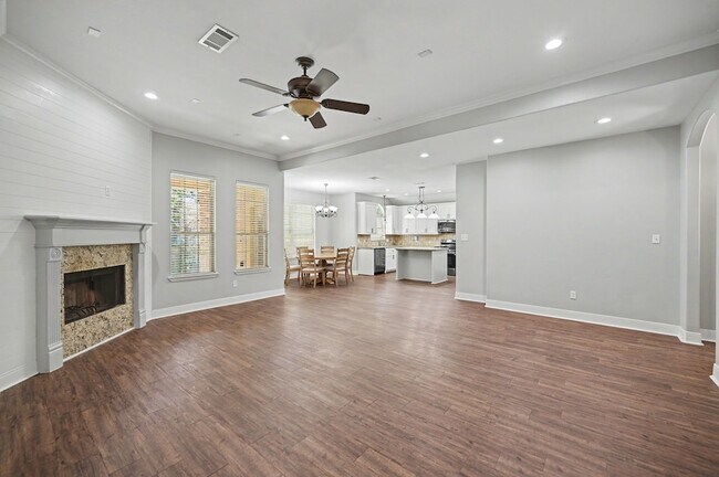 Building Photo - 13314 Enchanted Way