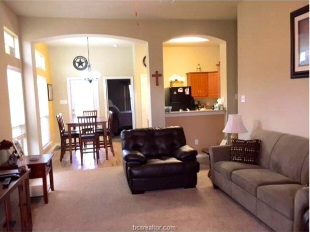 Building Photo - 2810 Silver Oak Dr