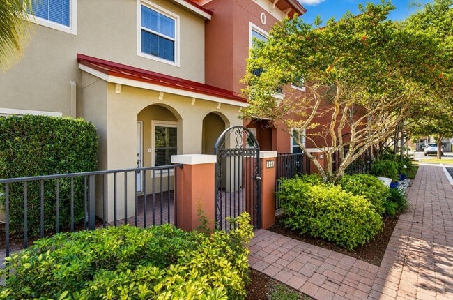 Building Photo - 340 Lake Monterey Cir