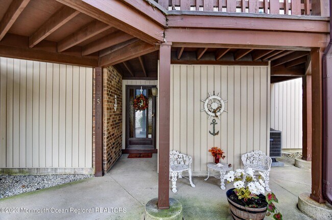 Building Photo - 77 E Water St