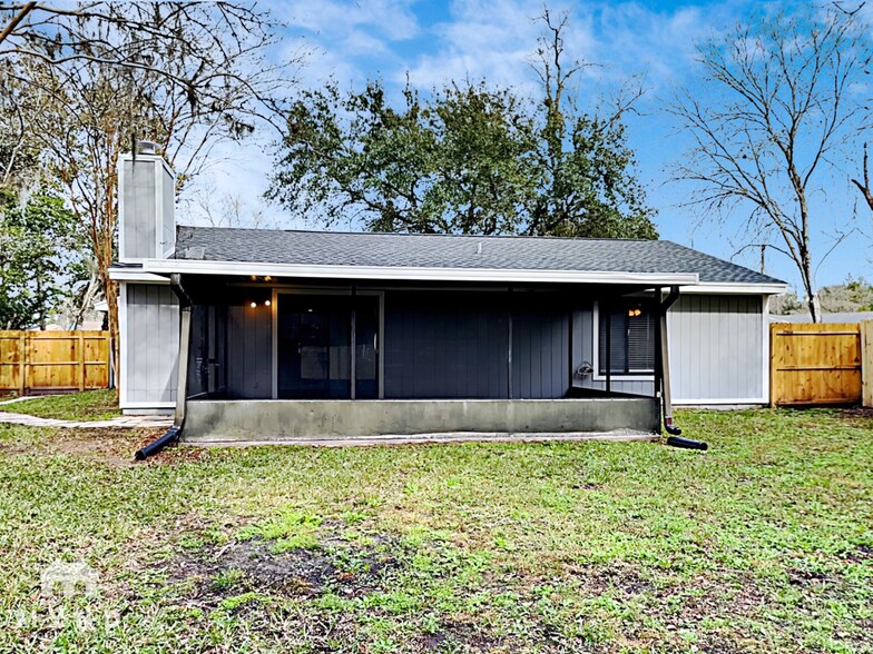 Building Photo - 1348 Bear Run Blvd