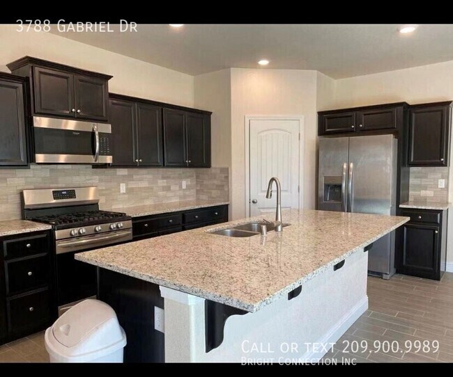 Building Photo - 3788 Gabriel Dr