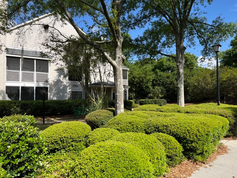 Building Photo - 344 Sandpiper Dr